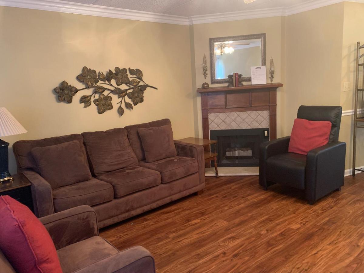 Olde Gatlinburg Rentals Стая снимка