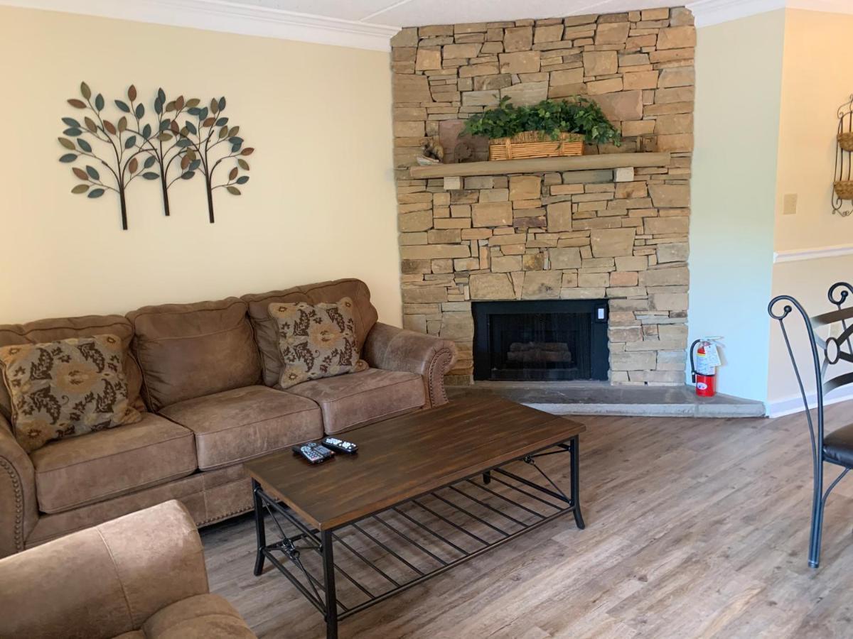 Olde Gatlinburg Rentals Стая снимка